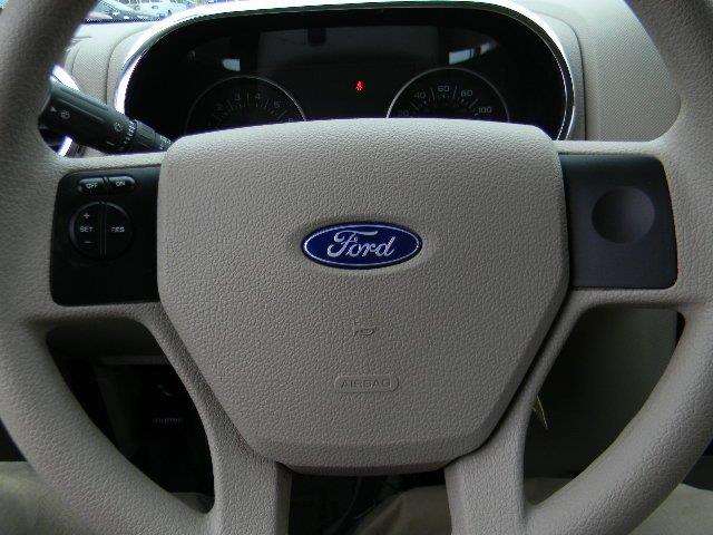Ford Explorer 2007 photo 13